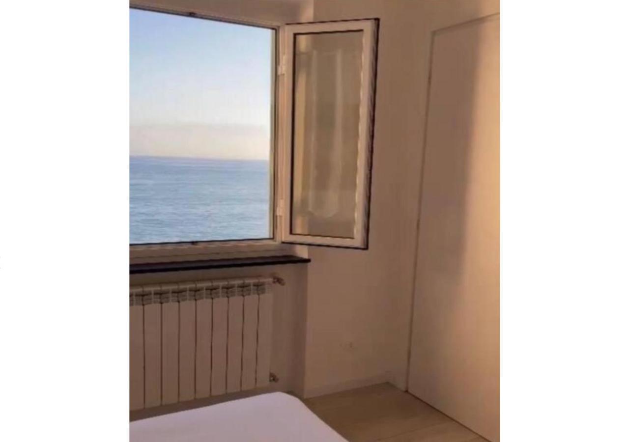 Comodissimo Gaslini E Mare Genova Esterno foto